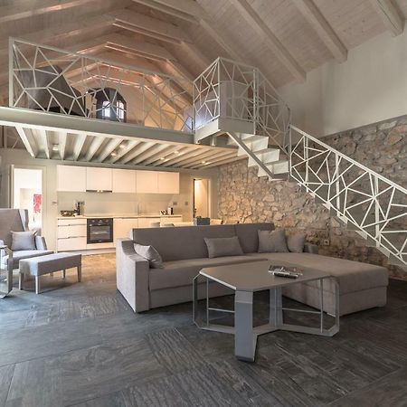 Appartamento Alma Lofts Zara Esterno foto