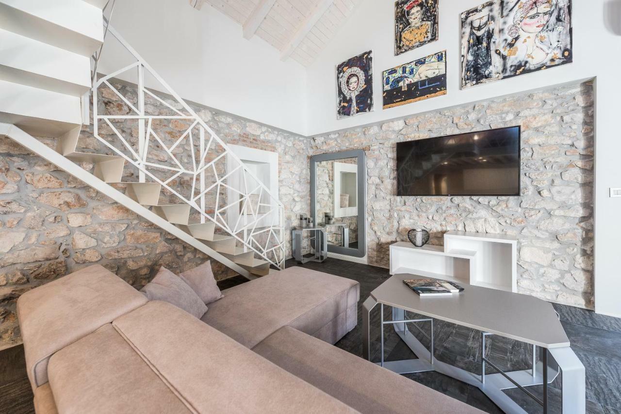 Appartamento Alma Lofts Zara Esterno foto