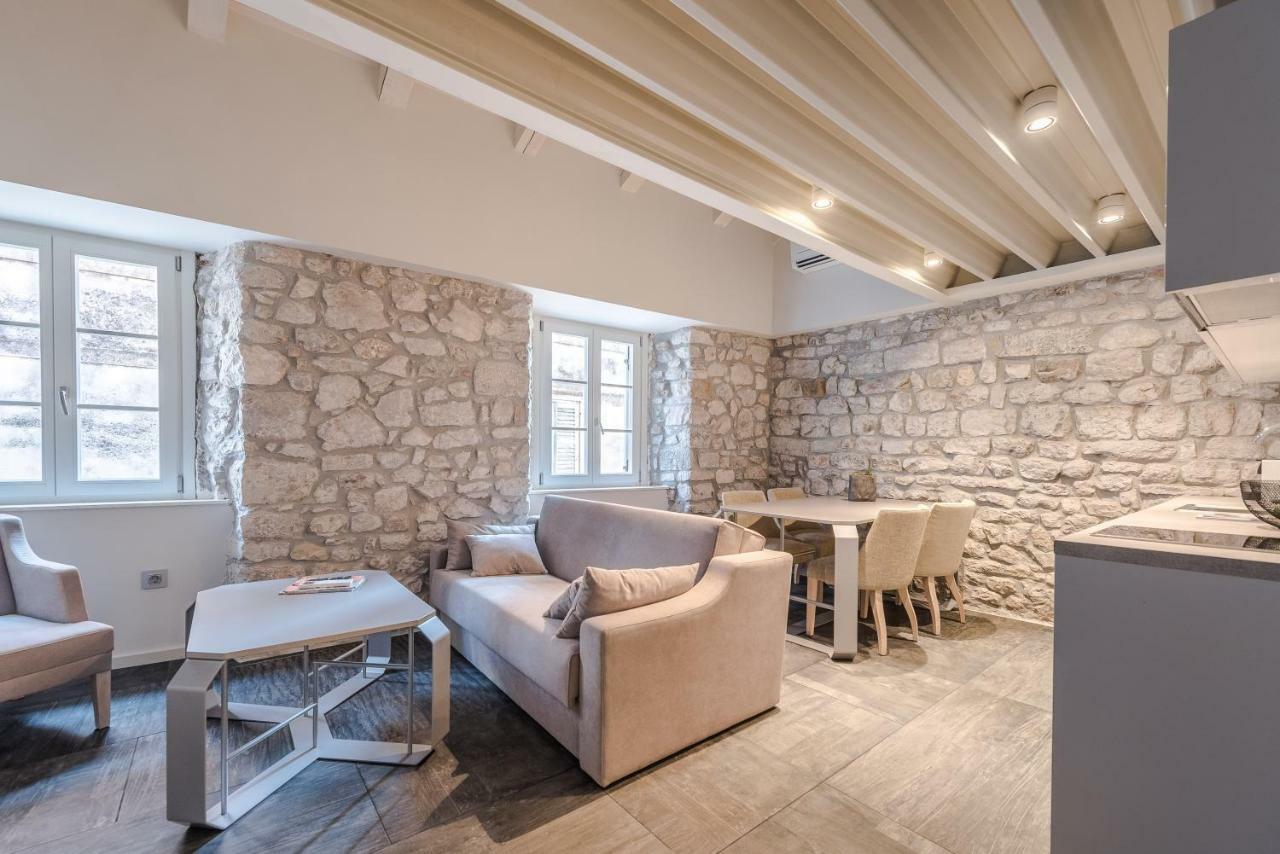 Appartamento Alma Lofts Zara Esterno foto