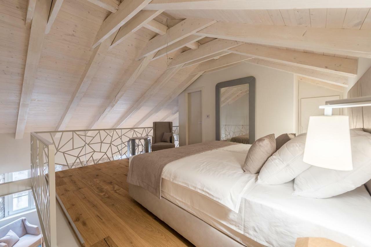 Appartamento Alma Lofts Zara Esterno foto