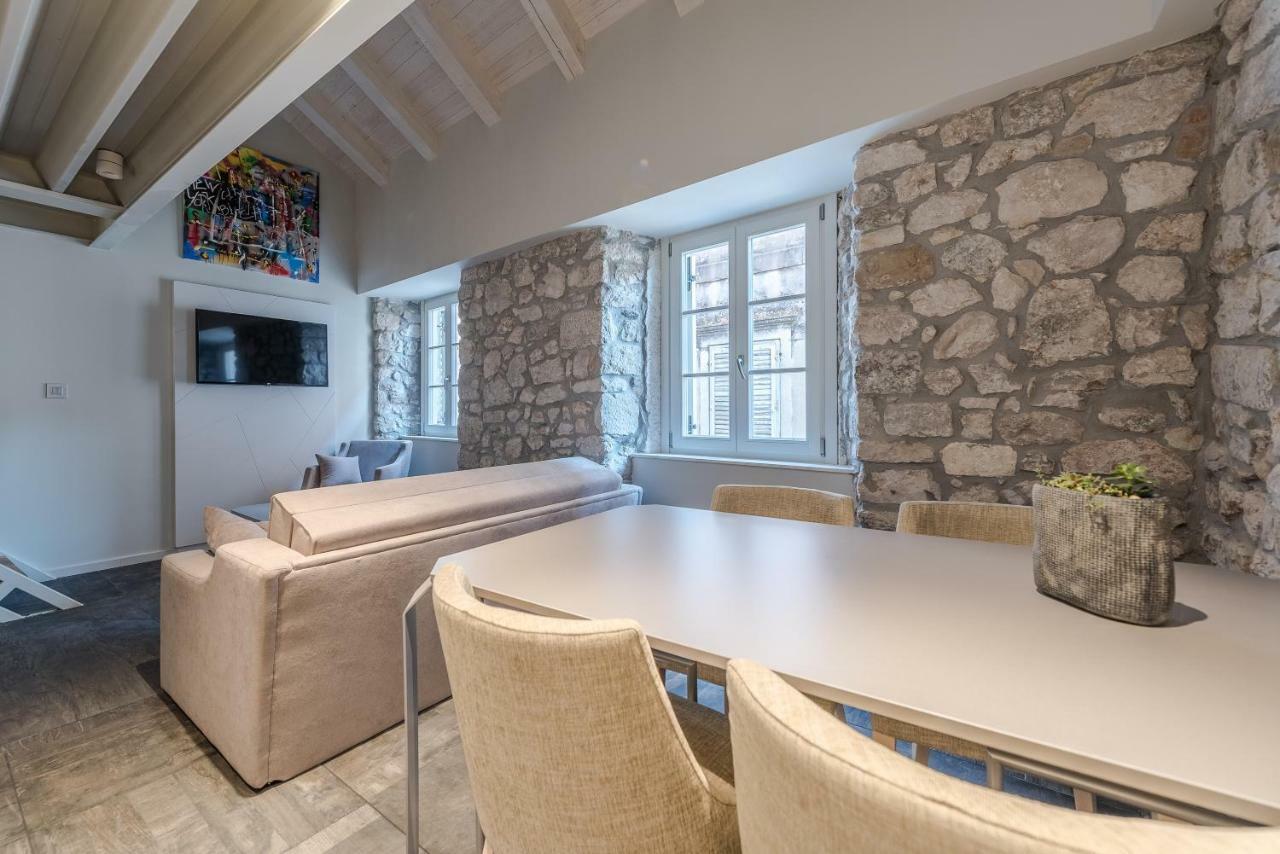 Appartamento Alma Lofts Zara Esterno foto