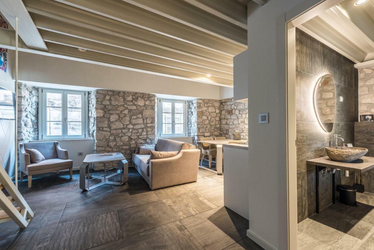 Appartamento Alma Lofts Zara Esterno foto
